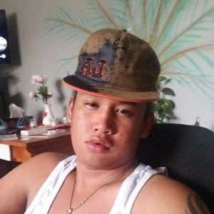 Meet your Posher, Keneth